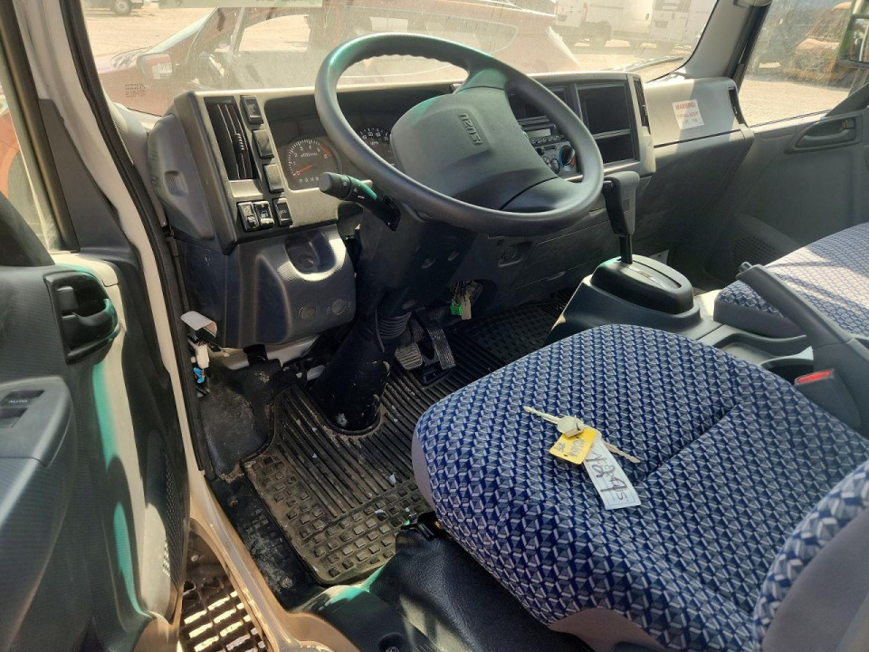 Isuzu NPR 2024 — Copart