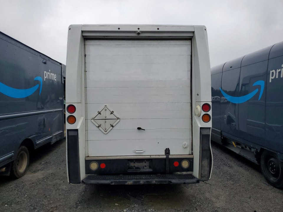 Isuzu NPR 2016 — Copart