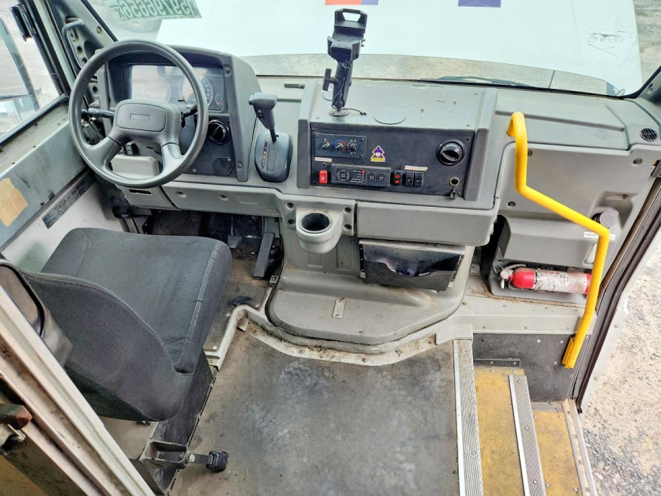Isuzu NPR 2016 — Copart