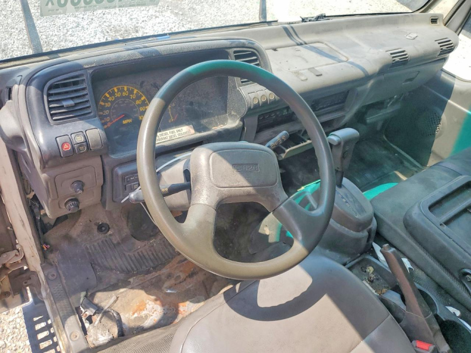 Isuzu NPR 2005 — Copart