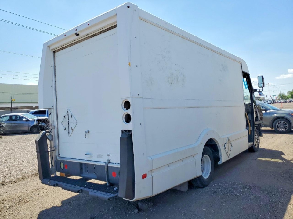 Isuzu NPR 2018 — Copart