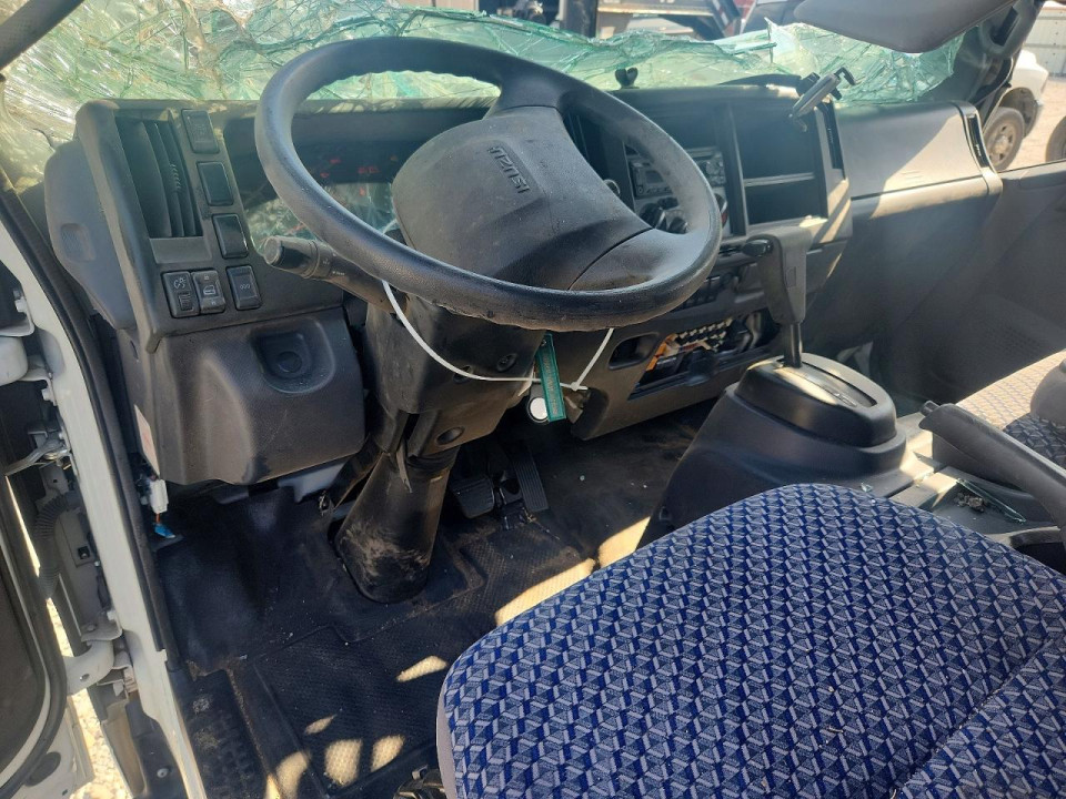 Isuzu NPR 2023 — Copart