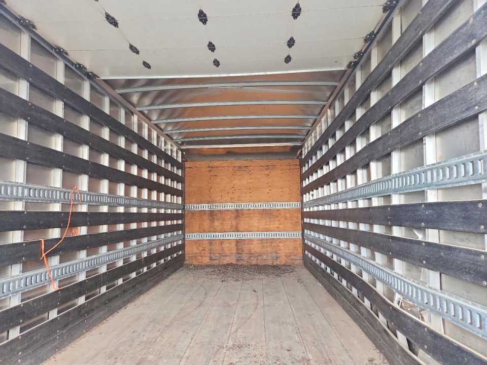 Isuzu NPR 2022 — Copart