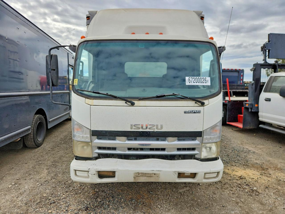 Isuzu NPR 2015 — Copart