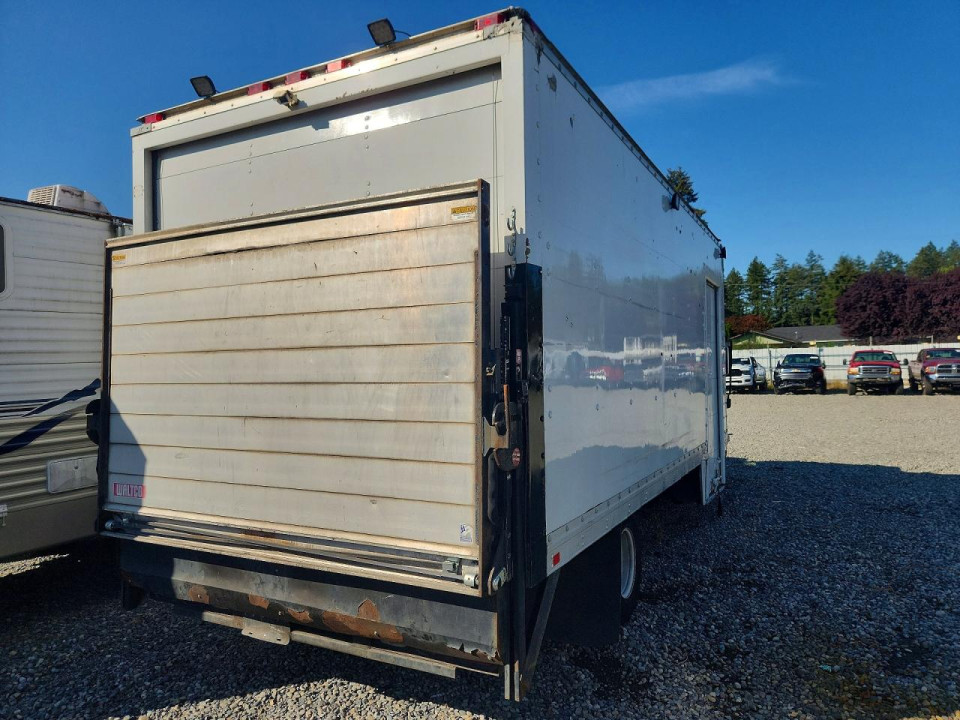 Isuzu NPR 2011 — Copart