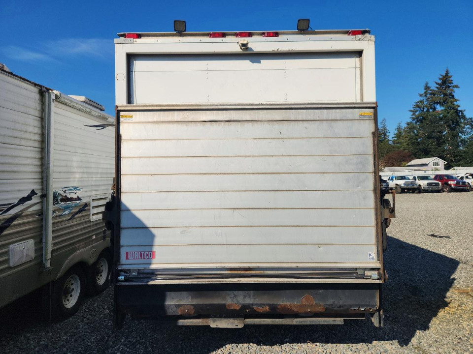 Isuzu NPR 2011 — Copart