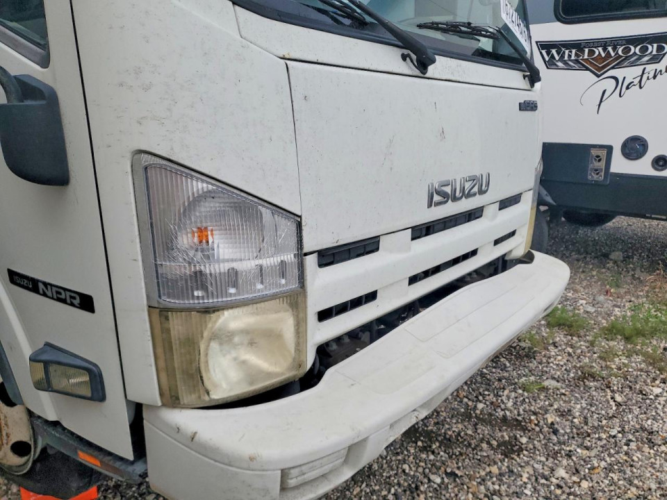 Isuzu NPR 2015 — Copart