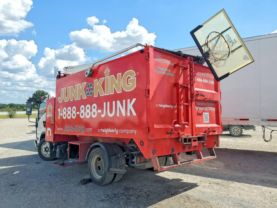 Isuzu NPR 2023 — Copart