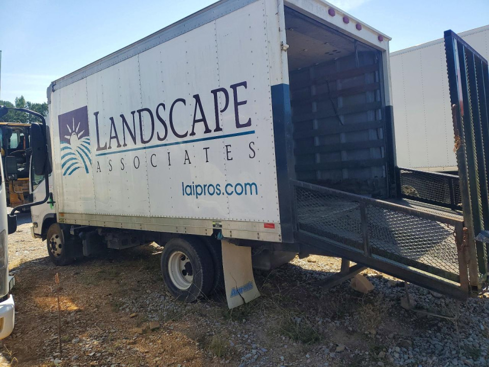 Isuzu NPR 2011 — Copart
