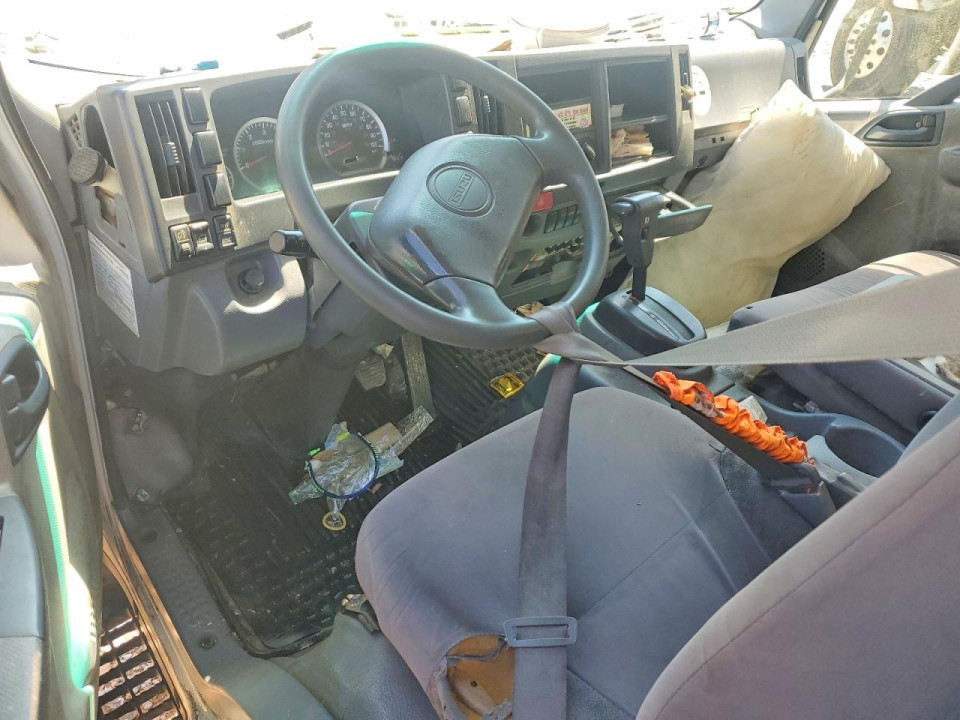 Isuzu NPR 2011 — Copart