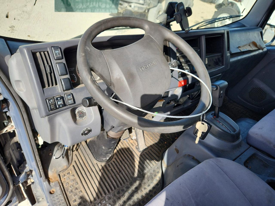 Isuzu NPR 2022 — Copart