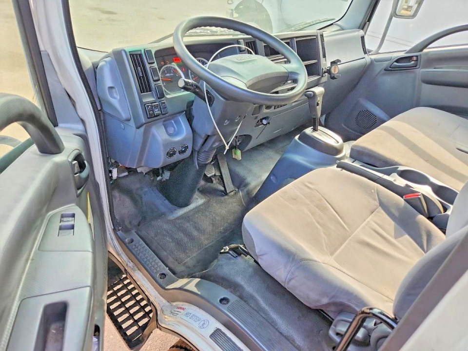 Isuzu NPR 2018 — Copart