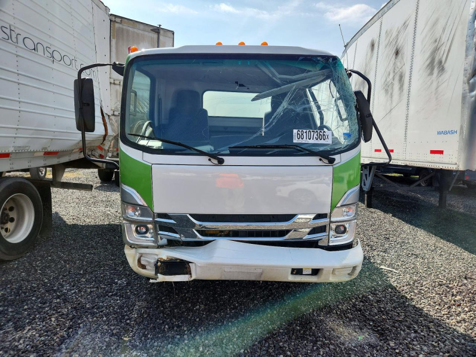 Isuzu NPR 2024 — Copart