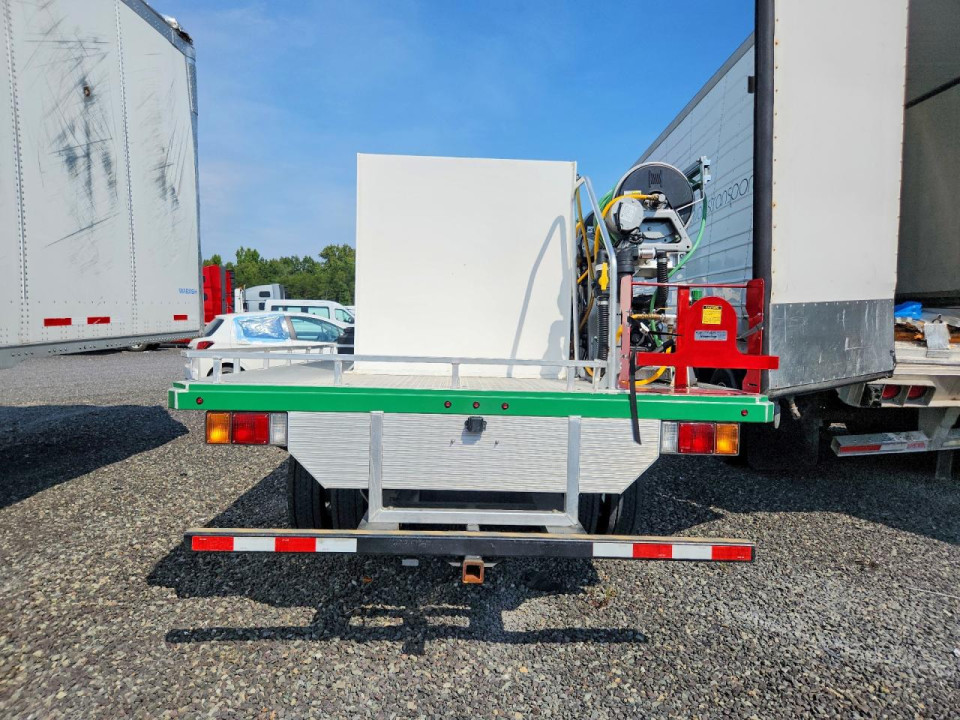Isuzu NPR 2024 — Copart