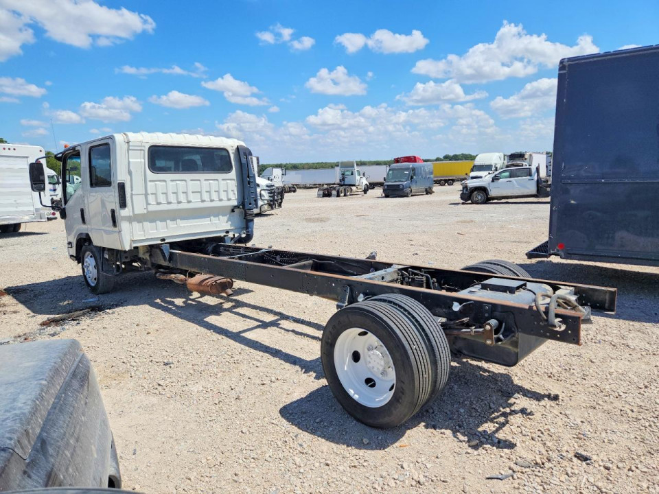 Isuzu NPR 2009 — Copart