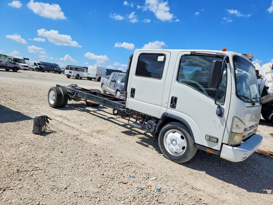 Isuzu NPR 2009 — Copart