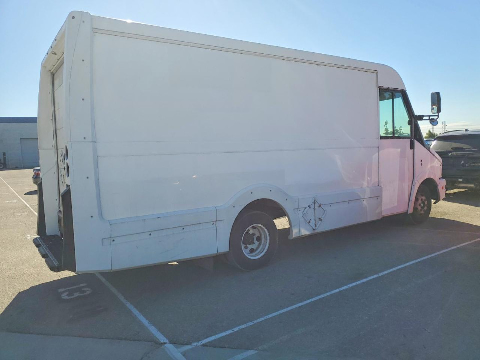 Isuzu NPR 2015 — Copart
