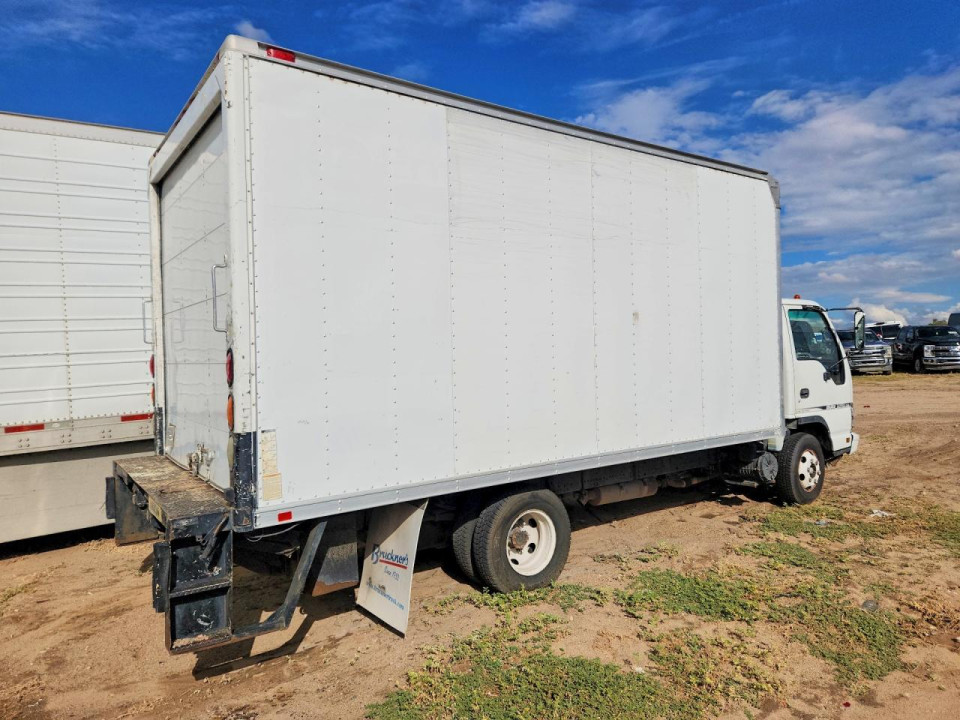 Isuzu NPR 2007 — Copart