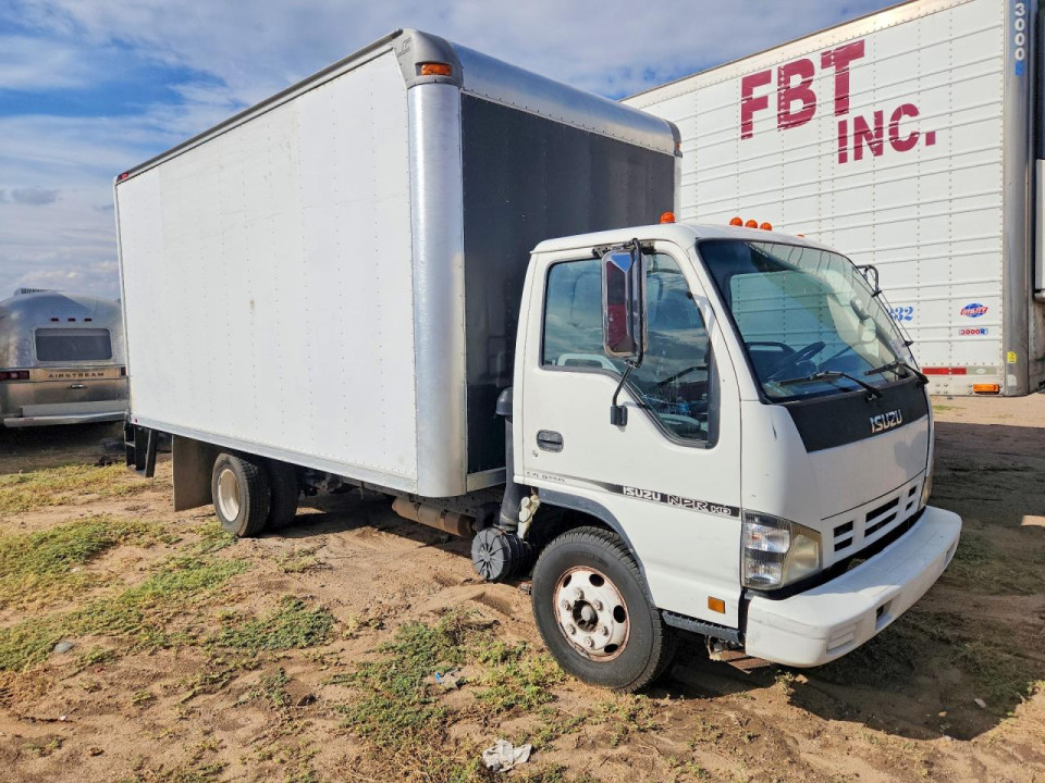 Isuzu NPR 2007 — Copart