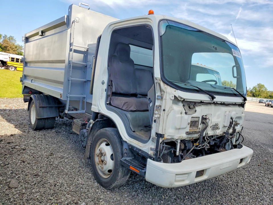 Isuzu NPR 2017 — Copart