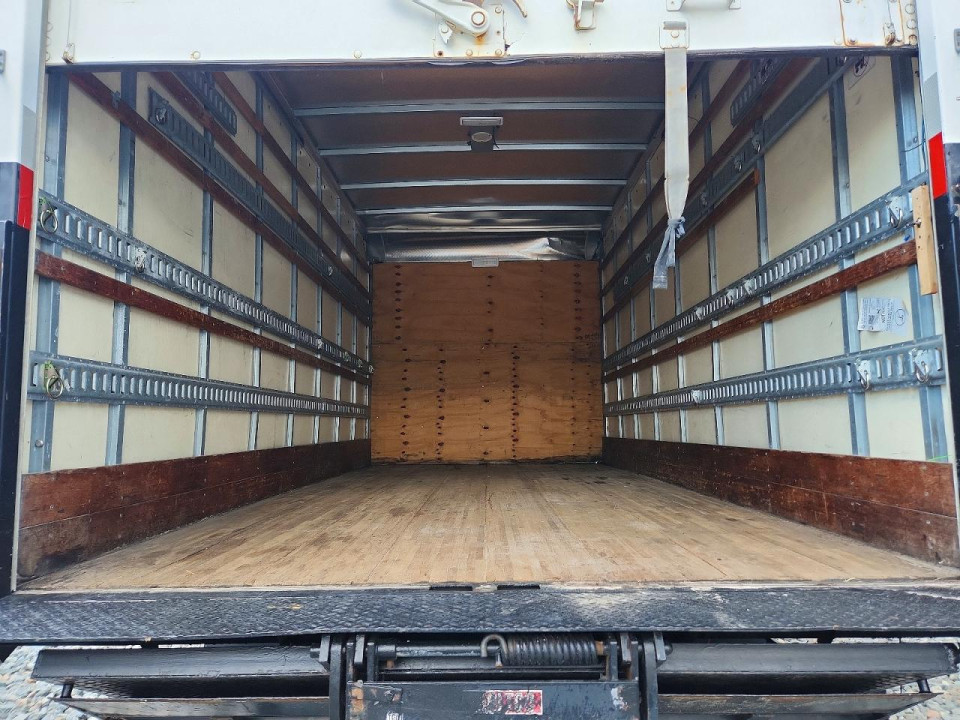 Isuzu NPR 2015 — Copart