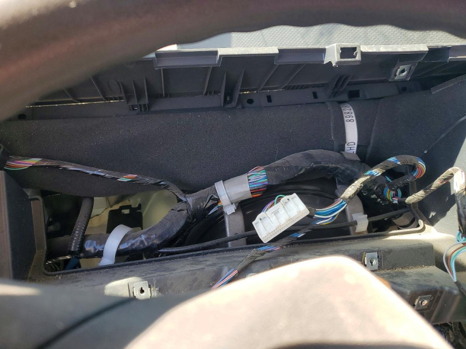 Isuzu NPR 2024 — Copart