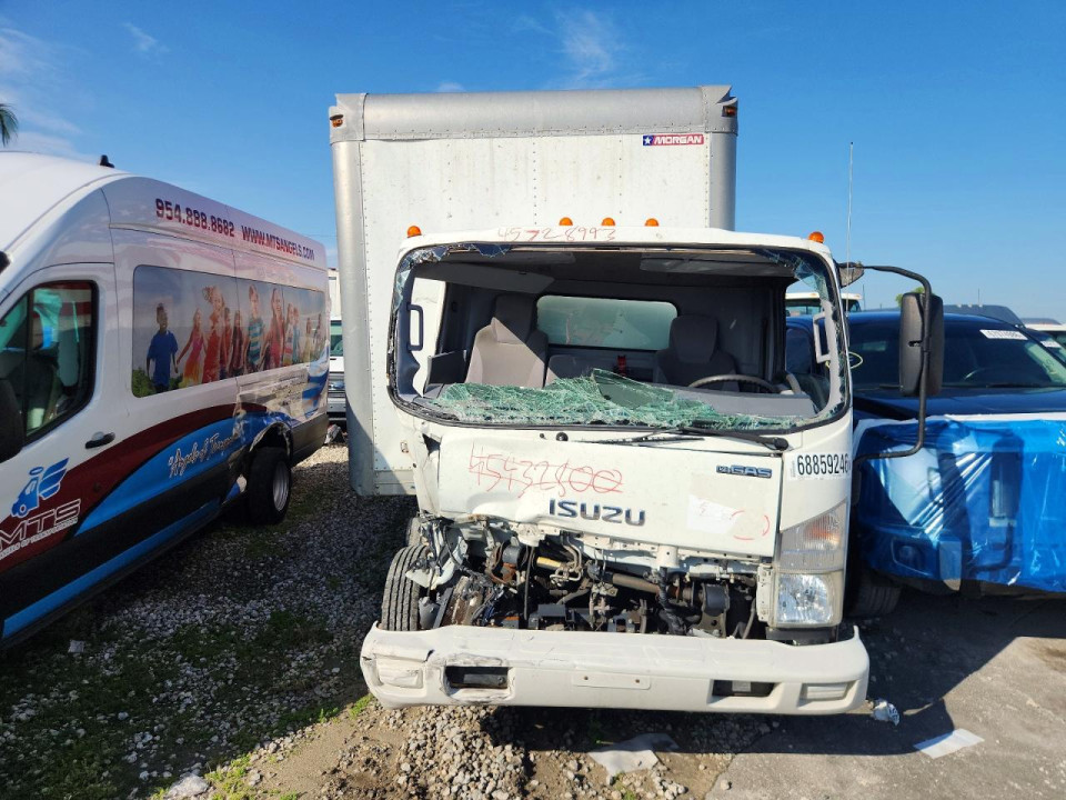Isuzu NPR 2019 — Copart