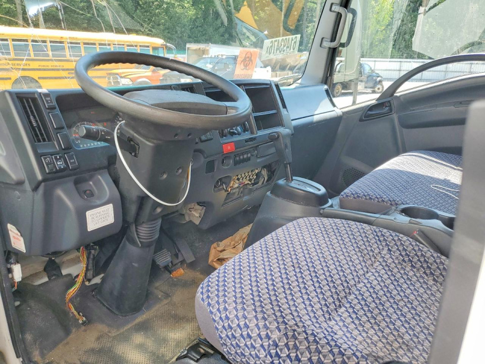 Isuzu NPR 2023 — Copart