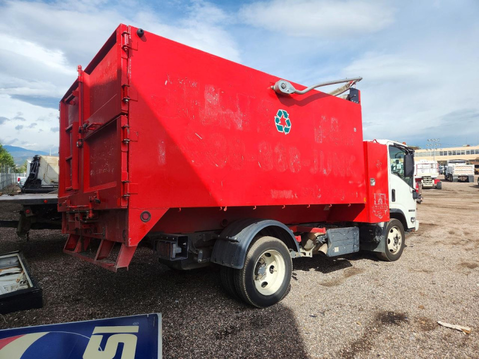 Isuzu NPR 2022 — Copart