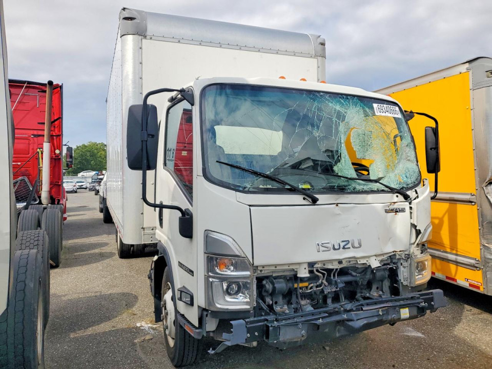 Isuzu NPR 2023 — Copart