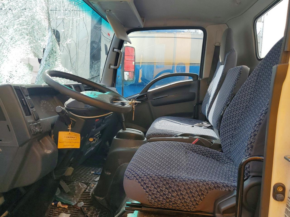Isuzu NPR 2023 — Copart