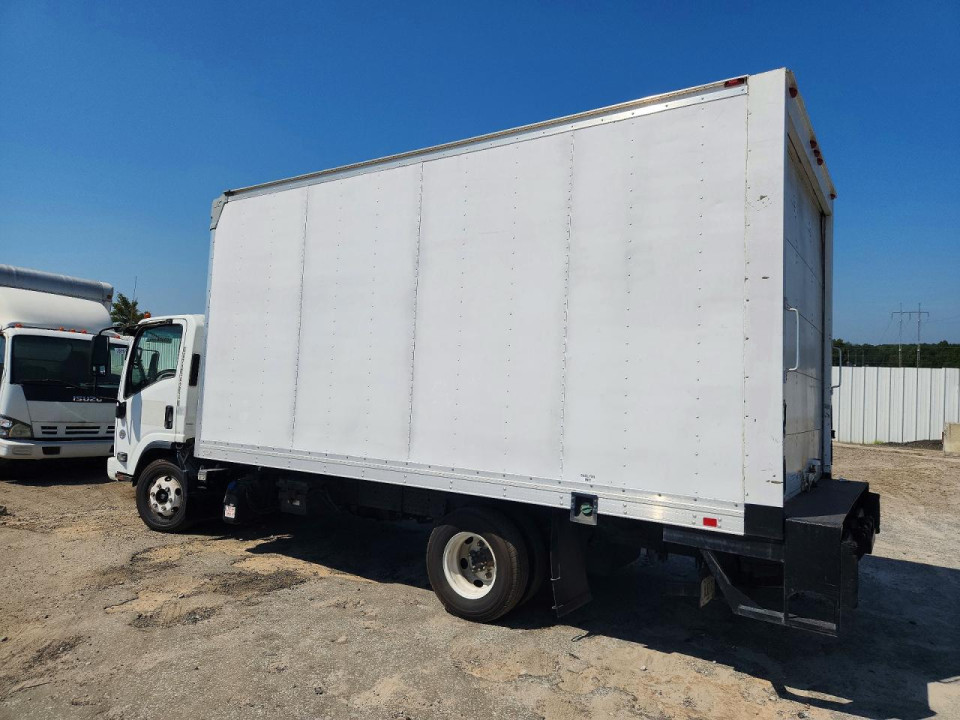 Isuzu NPR 2015 — Copart