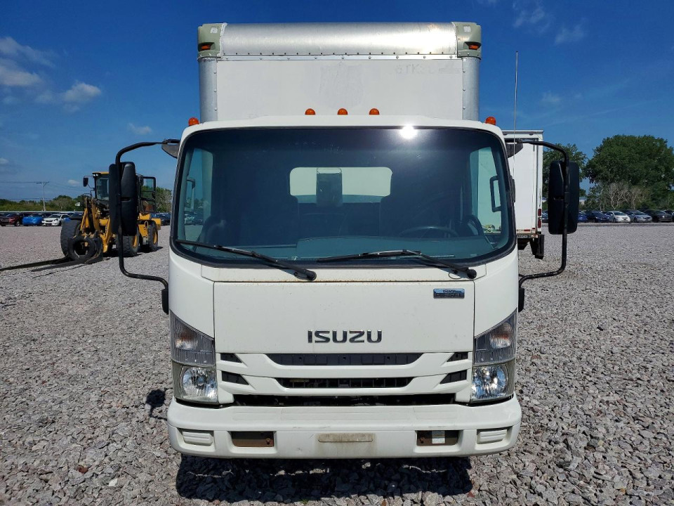 Isuzu NQR BOX TRUCK 2017 — Copart