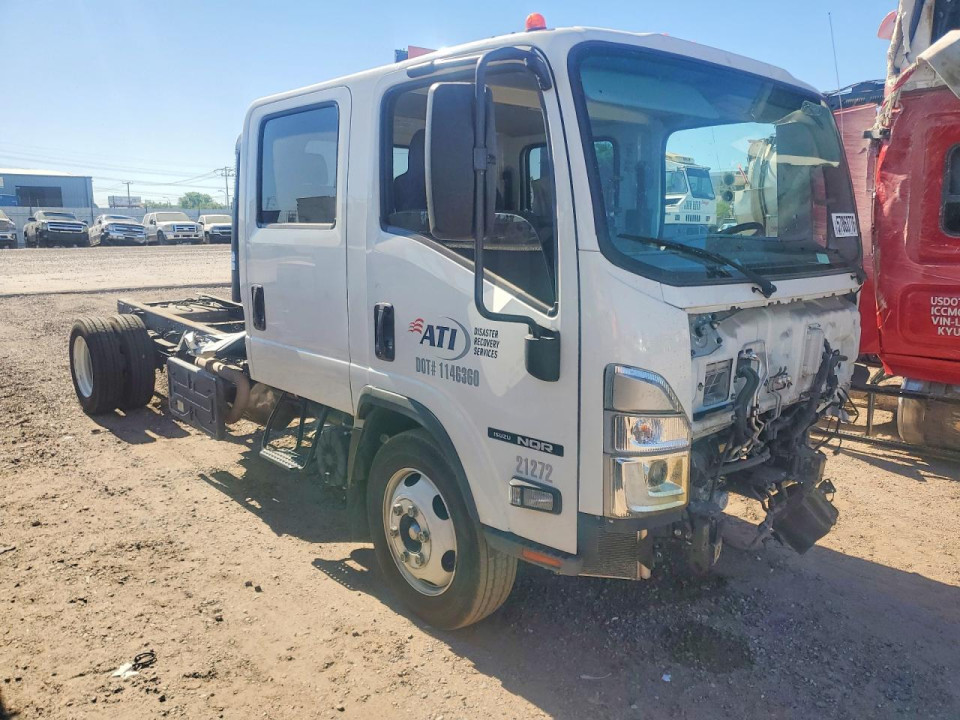 Isuzu NQR 2023 — Copart