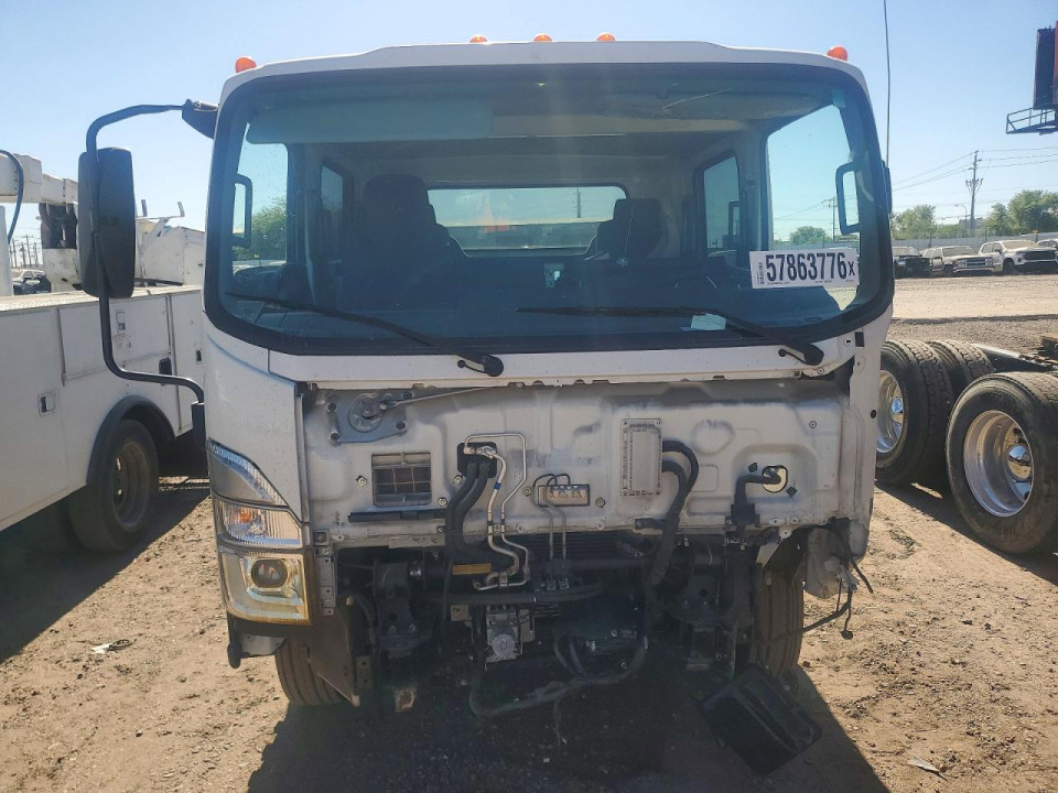 Isuzu NQR 2023 — Copart