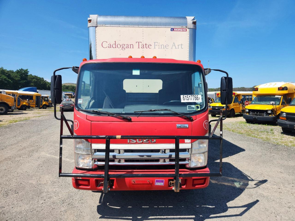 Isuzu NQR 2013 — Copart