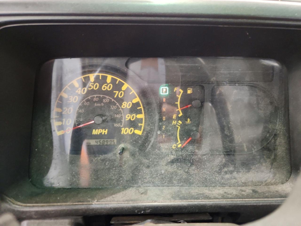 Isuzu NQR 2005 — Copart