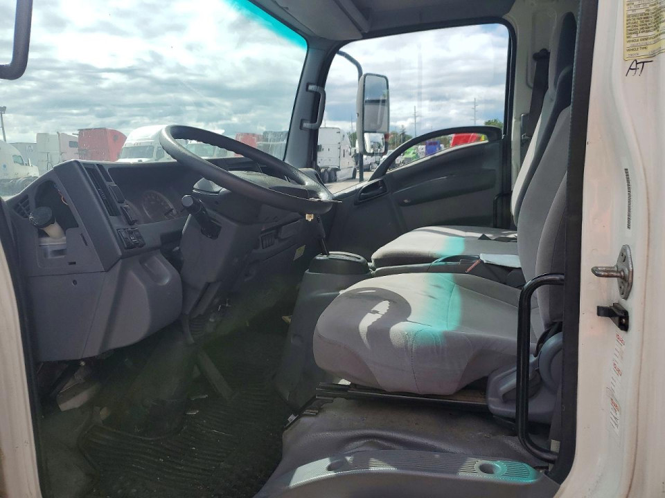 Isuzu NQR 2016 — Copart