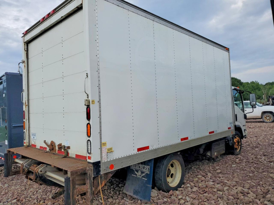 Isuzu NQR 2018 — Copart