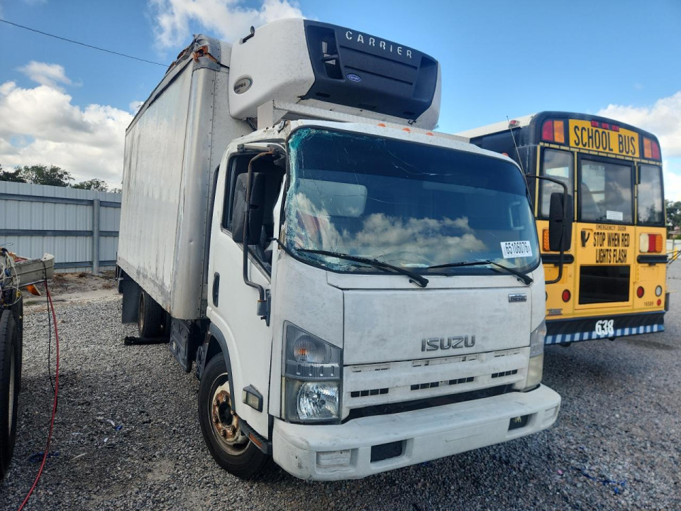 Isuzu NQR 2013 — Copart