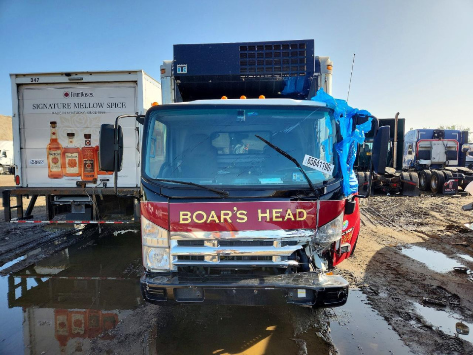 Isuzu NQR 2014 — Copart