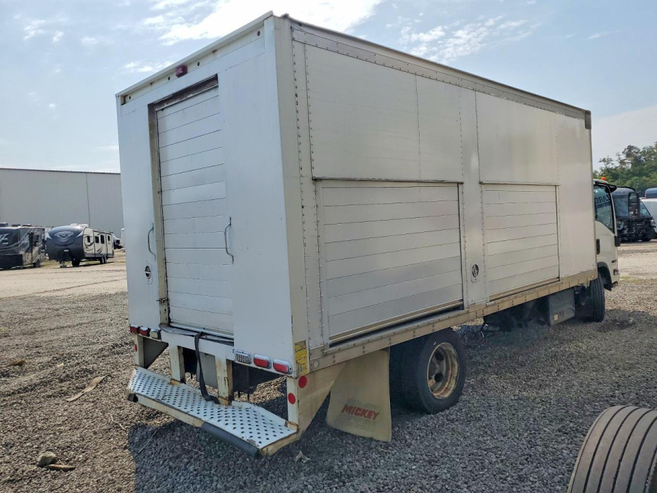 Isuzu NQR 2014 — Copart