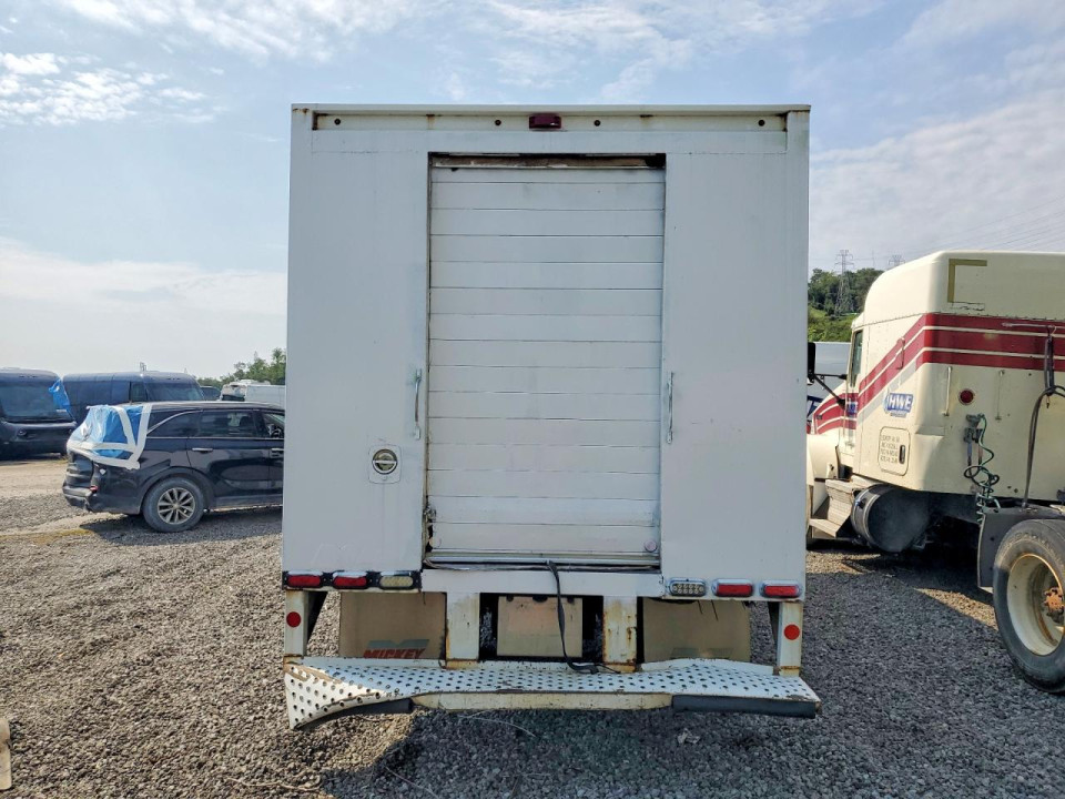 Isuzu NQR 2014 — Copart