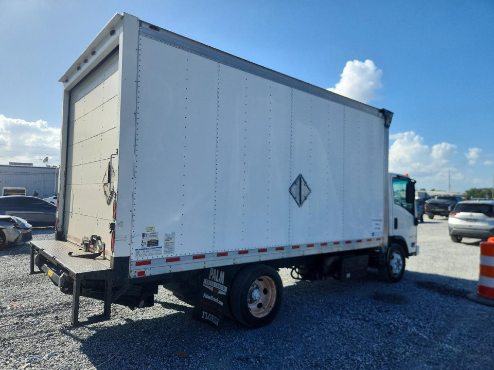 Isuzu NQR 2016 — Copart