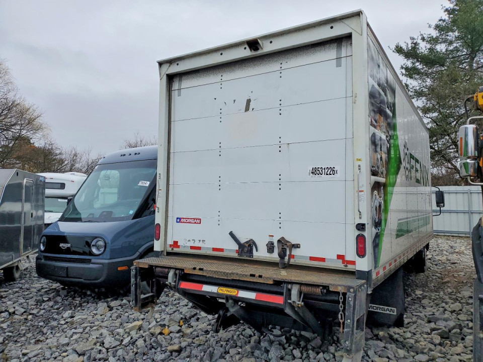 Isuzu NRR BOX TRUCK 2022 — Copart