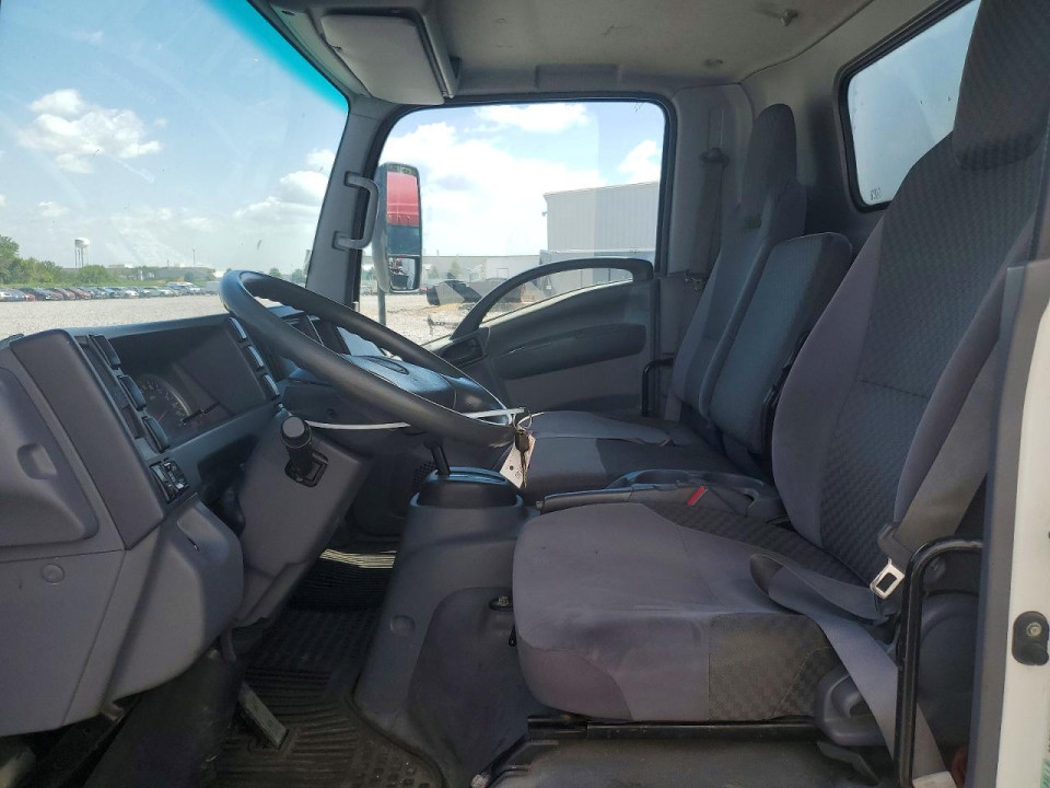 Isuzu NRR BOX TRUCK 2015 — Copart