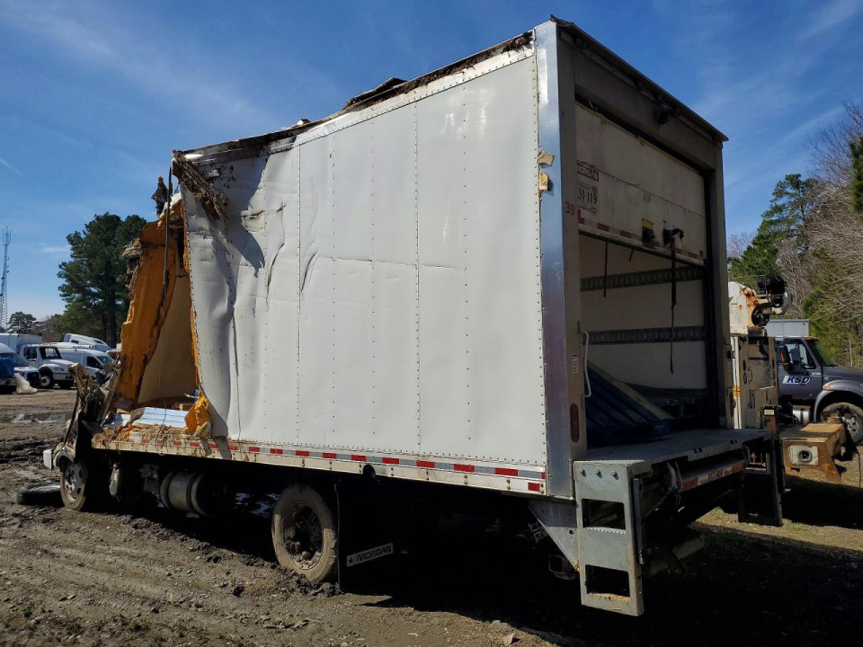Isuzu NRR REFRIGERATED BOX TRUCK 2024 — Copart
