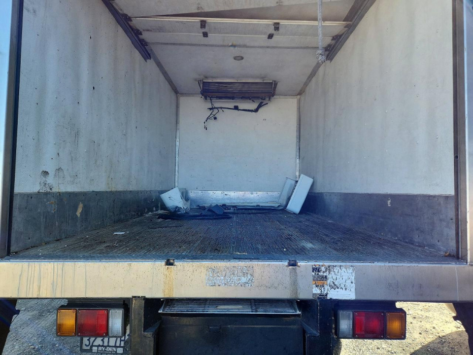 Isuzu NRR REFRIGERATED BOX TRUCK 2022 — Copart