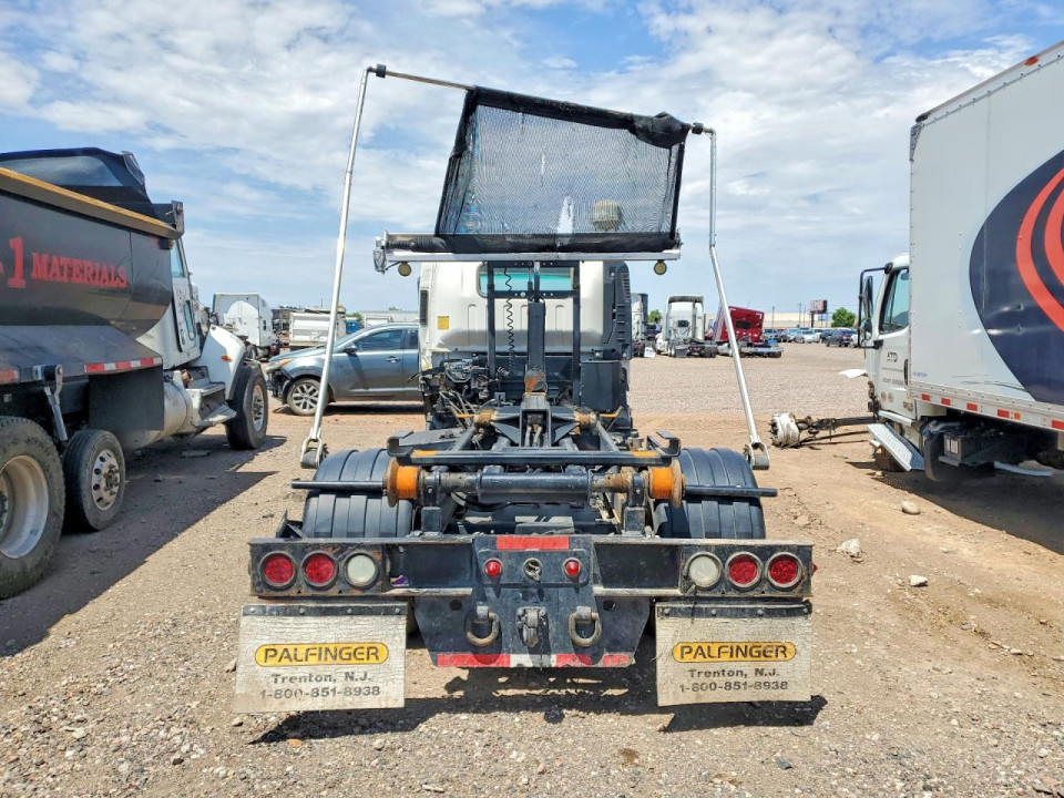 Isuzu NRR ROLL-OFF CONTAINER TRUCK 2023 — Copart
