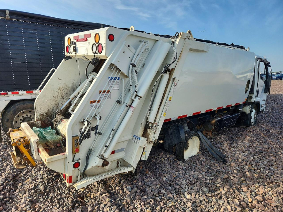 Isuzu NRR 2022 — Copart